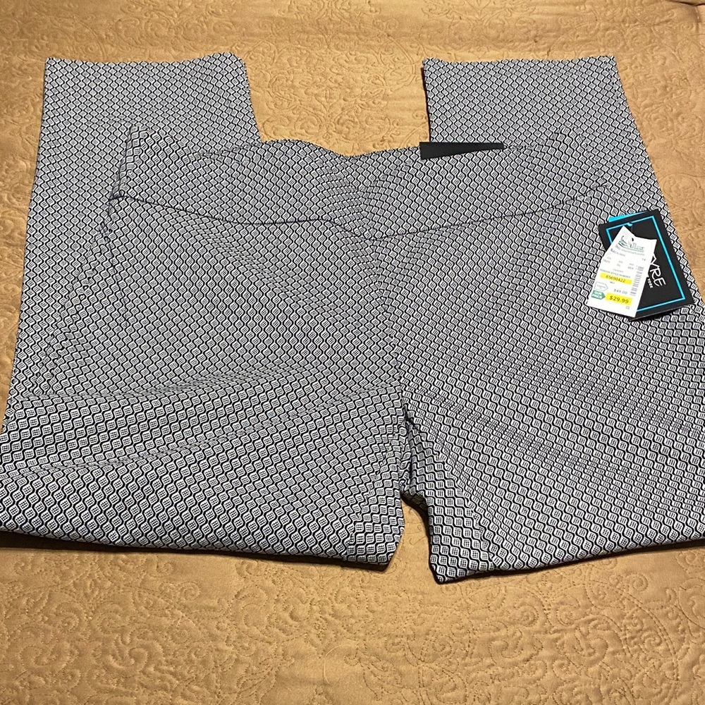 Geometric Patterned Ankle length Pants
